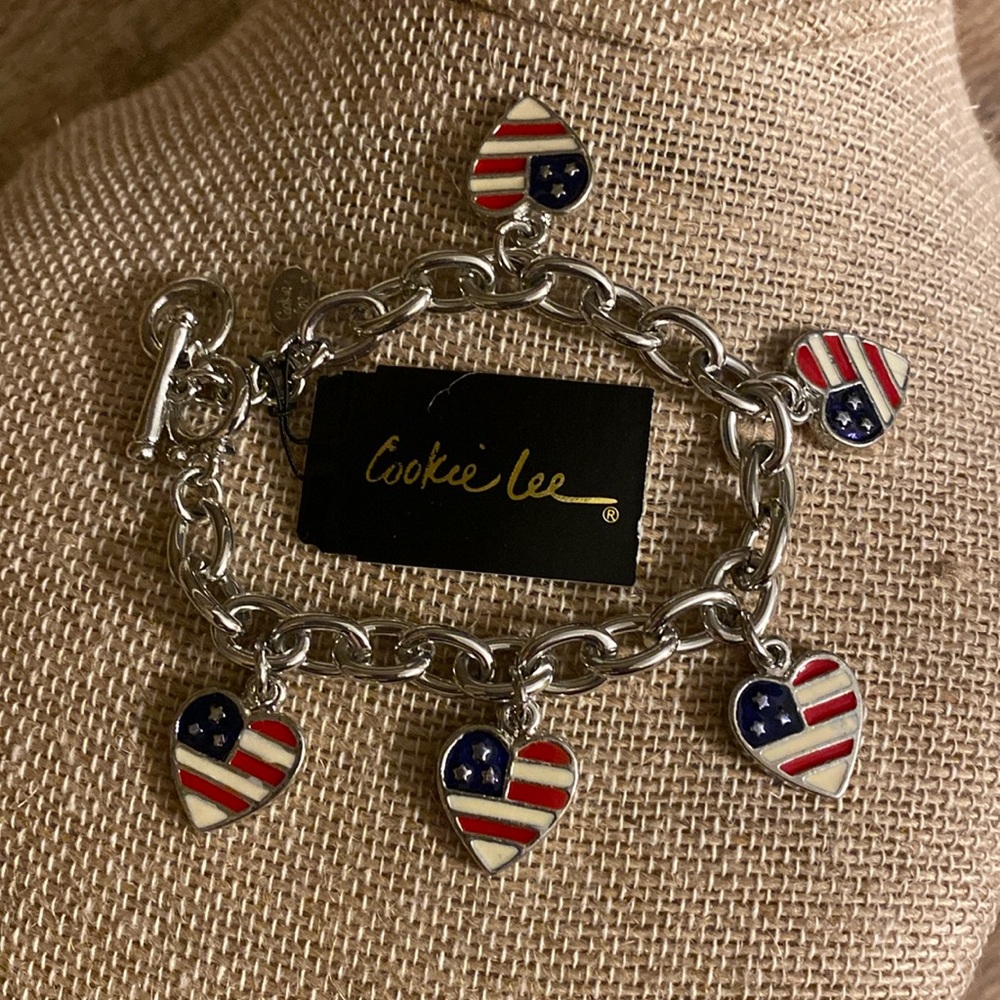NWT Vintage Cookie Lee🇺🇸Patriotic Heart Bracelet